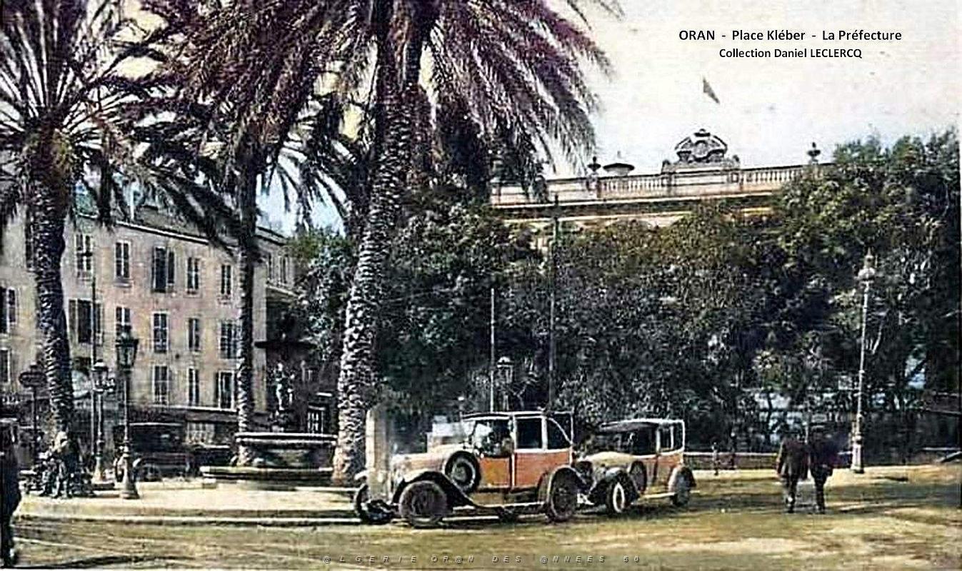 Oran - Place Kleber - La Prefecture.jpg